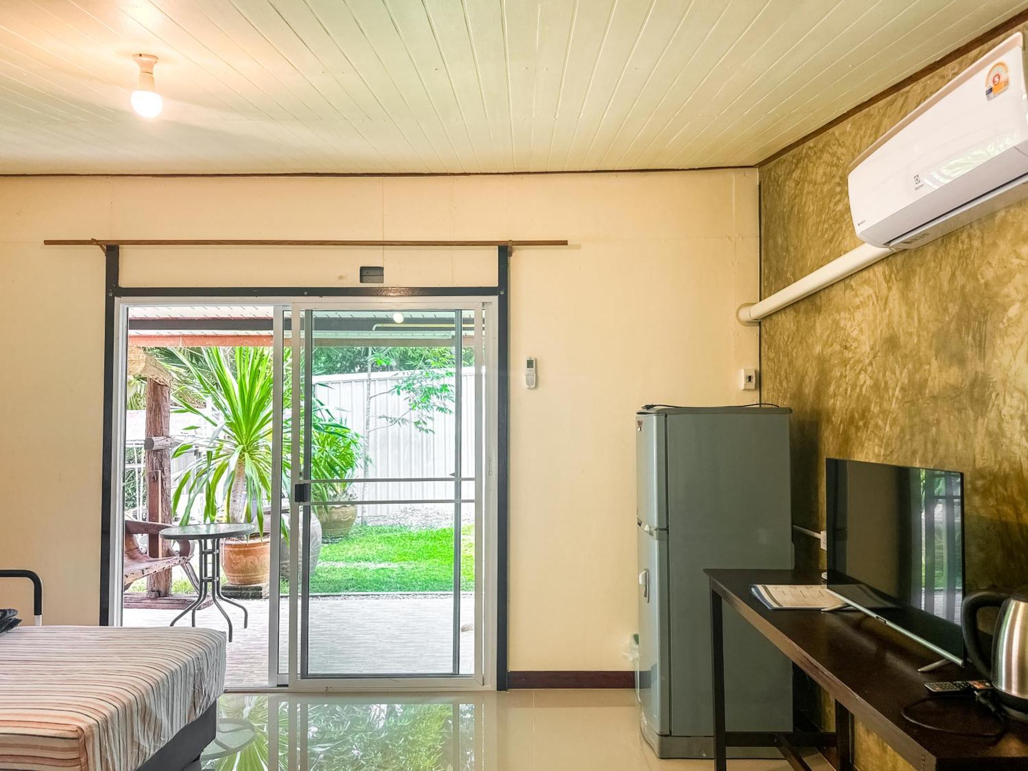 Baan Panmala Guesthouse - Ao Luek, Krabi ภายนอก รูปภาพ